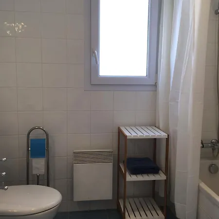 Maison Neuve Avec Jardin, A 1.5km, Animaux Acceptes, Equipements Familiaux Et Sportifs - Fr-1-336-100 *